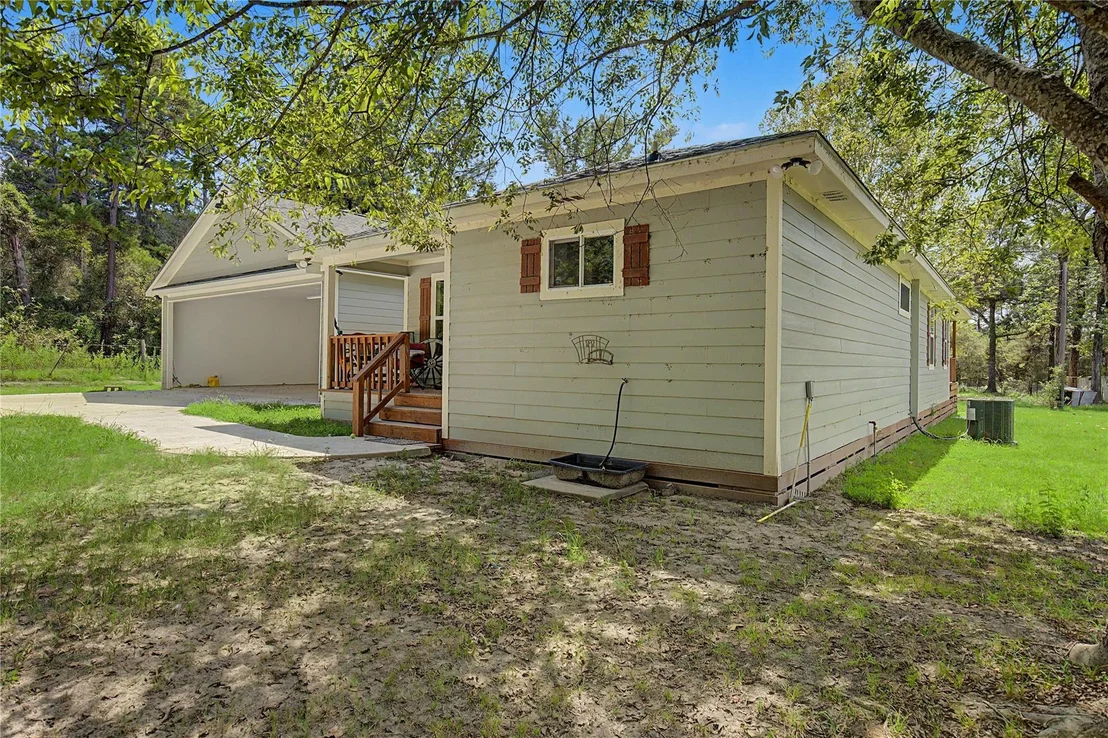 Photo of 301 Pineland Drive