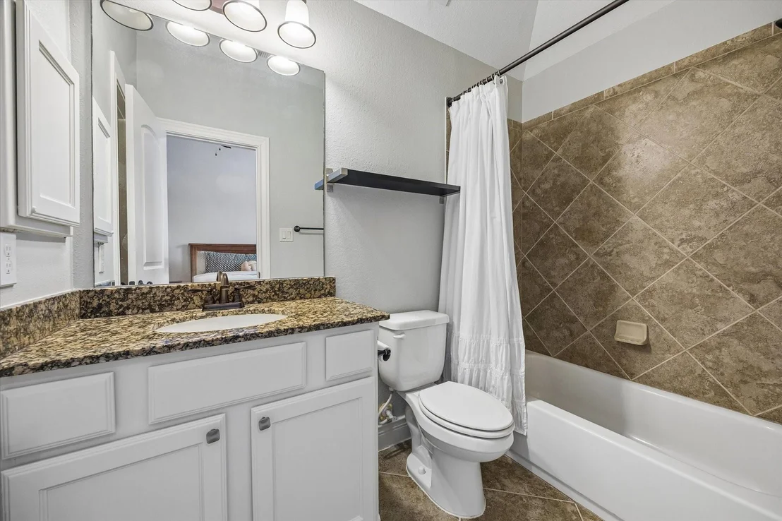 Photo of 1616 Hewitt Drive