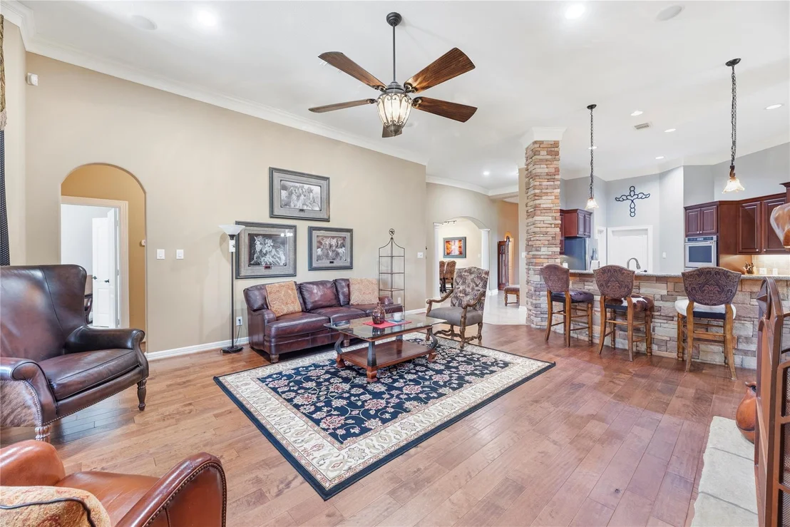 Photo of 32707 Westminster Drive