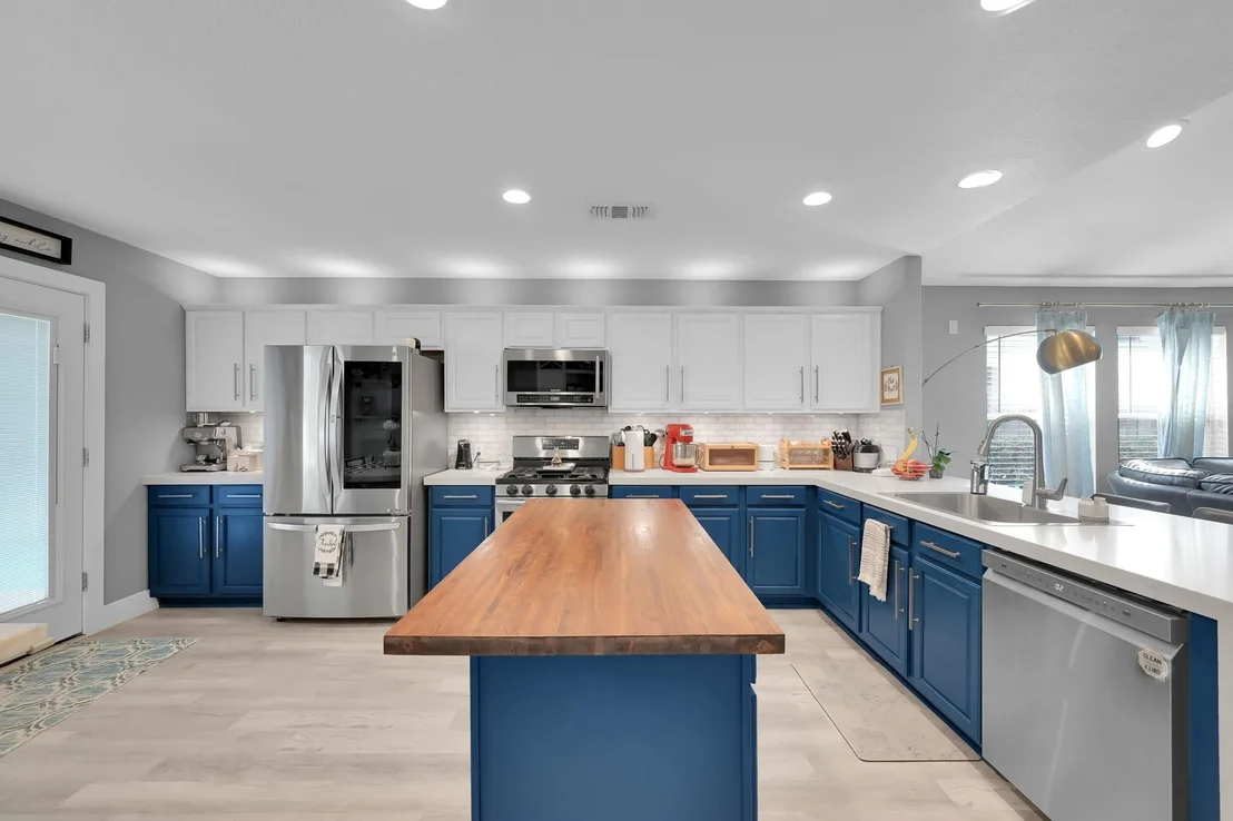 Photo of 123 Genesee Ridge Drive