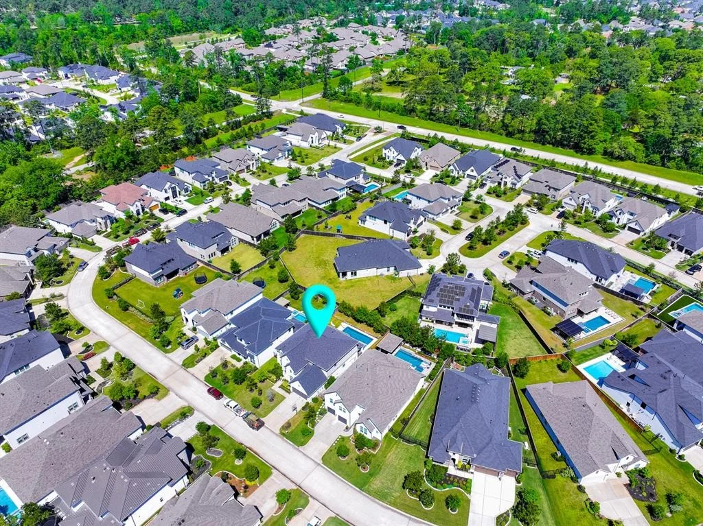 Photo of 32 Snowdrop Lily Drive
