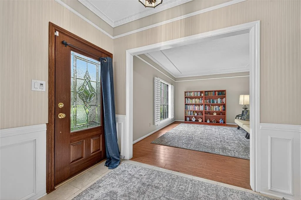 Photo of 18327 Forest Elms Drive