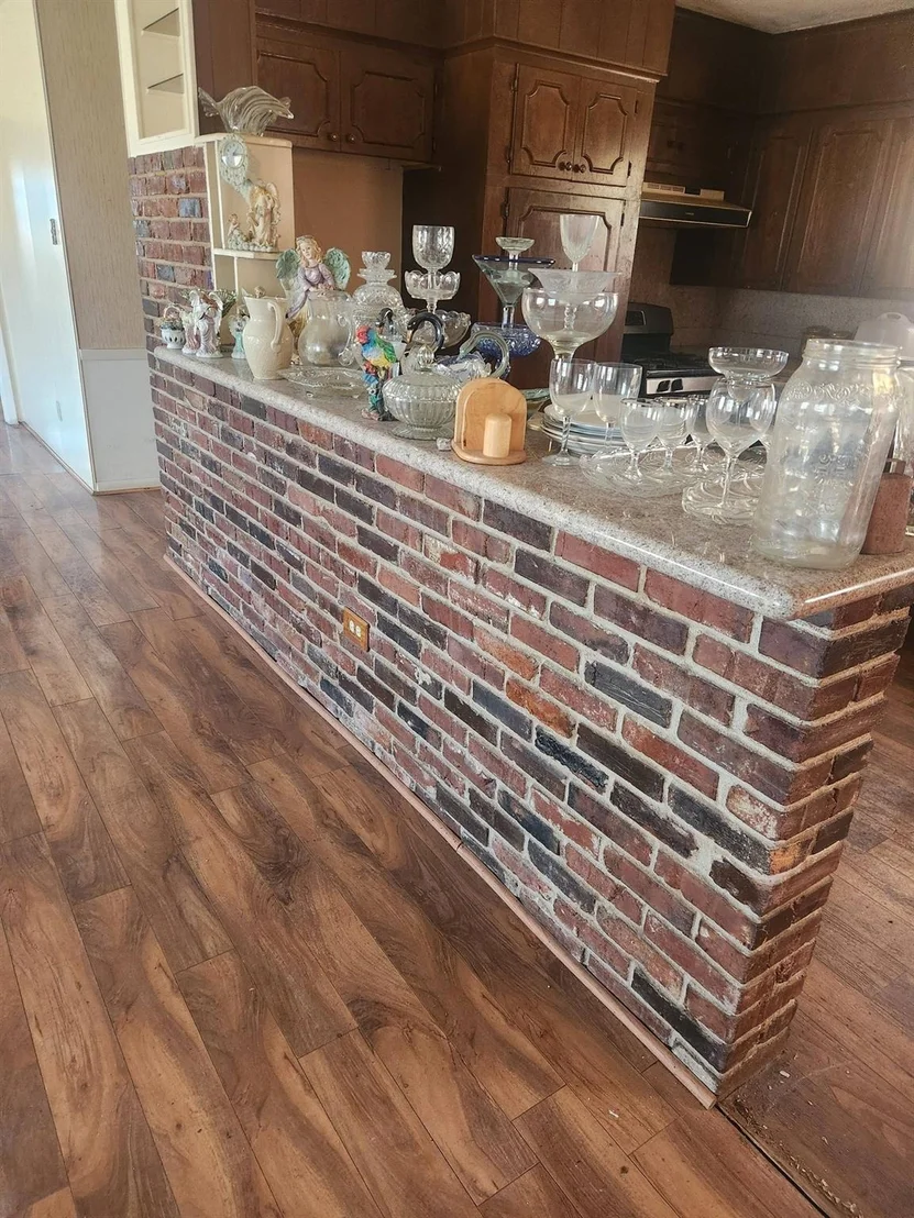 Photo of 1122 Desirable Lane