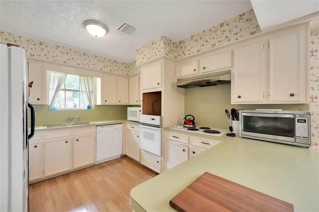 Photo of 10722 Glenway Drive