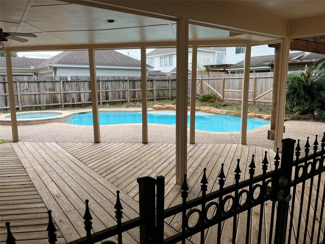 Photo of 6507 Stone Briar Drive