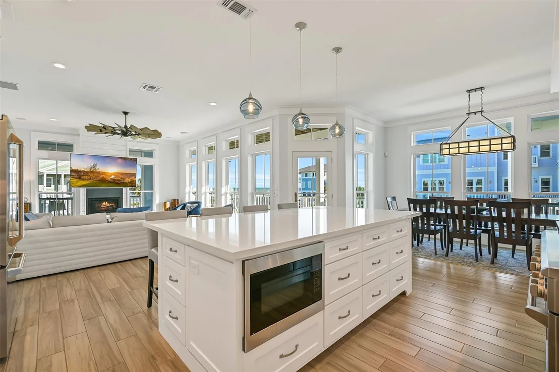 Photo of 11614 Beachside