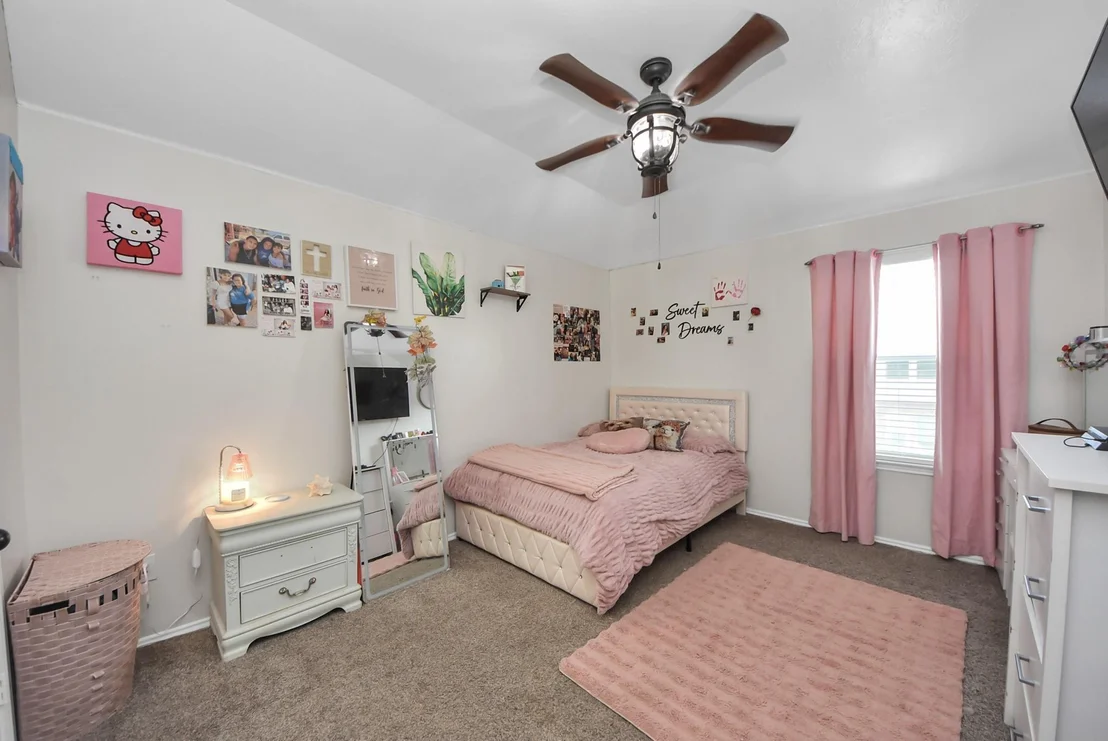 Photo of 24915 Oconee Drive