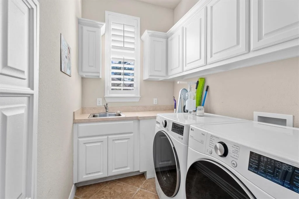 Photo of 7626 Langley Road