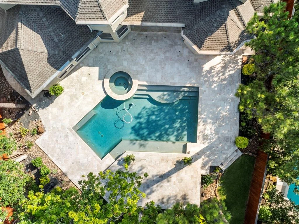 Photo of 14 Snow Pond Place