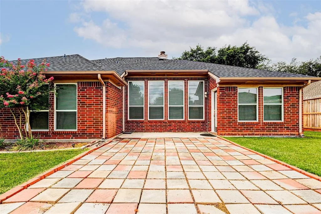 Photo of 23406 Stratsborough Drive