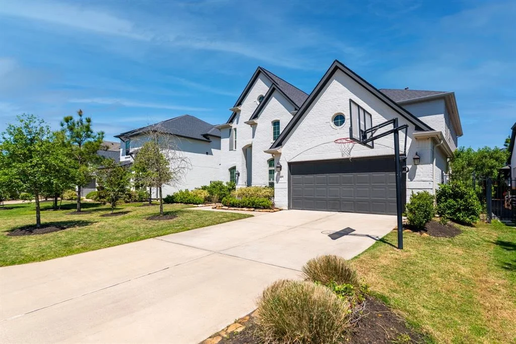Photo of 32 Snowdrop Lily Drive