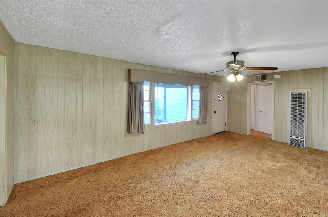 Photo of 302 3rd Street