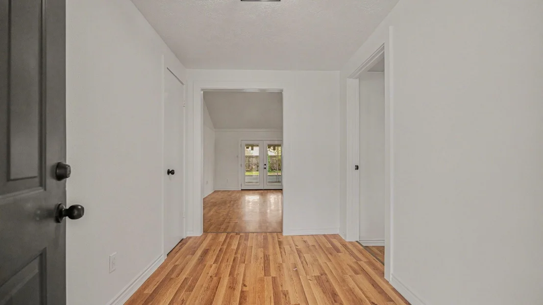 Photo of 4523 Hemlock Drive