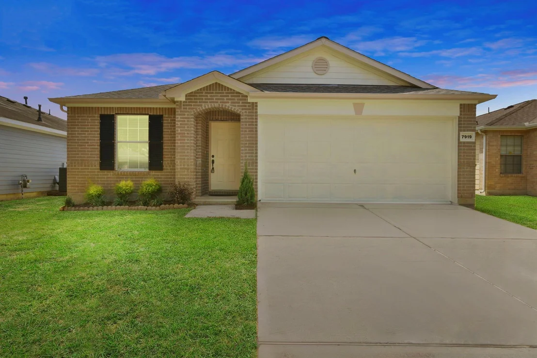 Photo of 7919 Buffalo View Lane