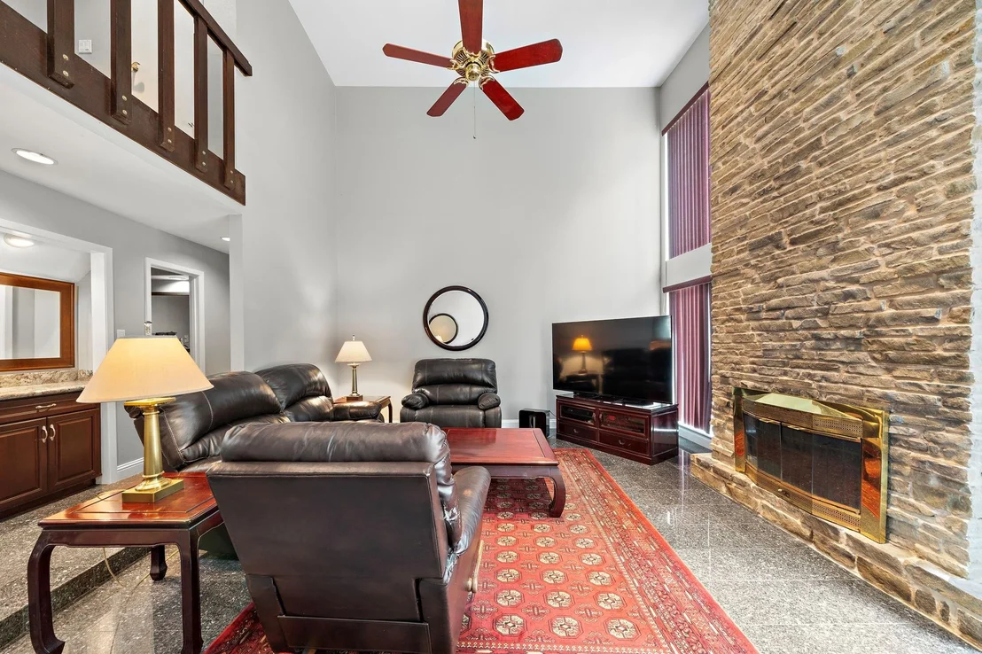 Photo of 1019 Ridgeley Drive
