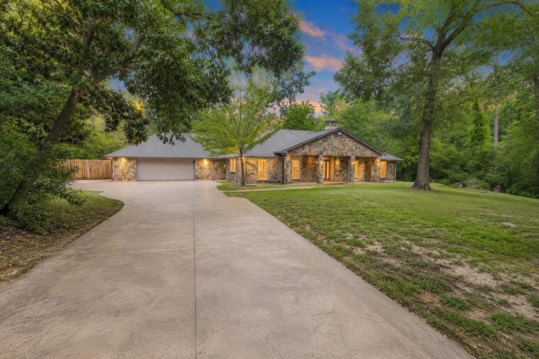 Photo of 24111 Glen Loch Drive