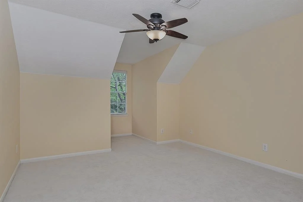 Photo of 19 Crested Point Place