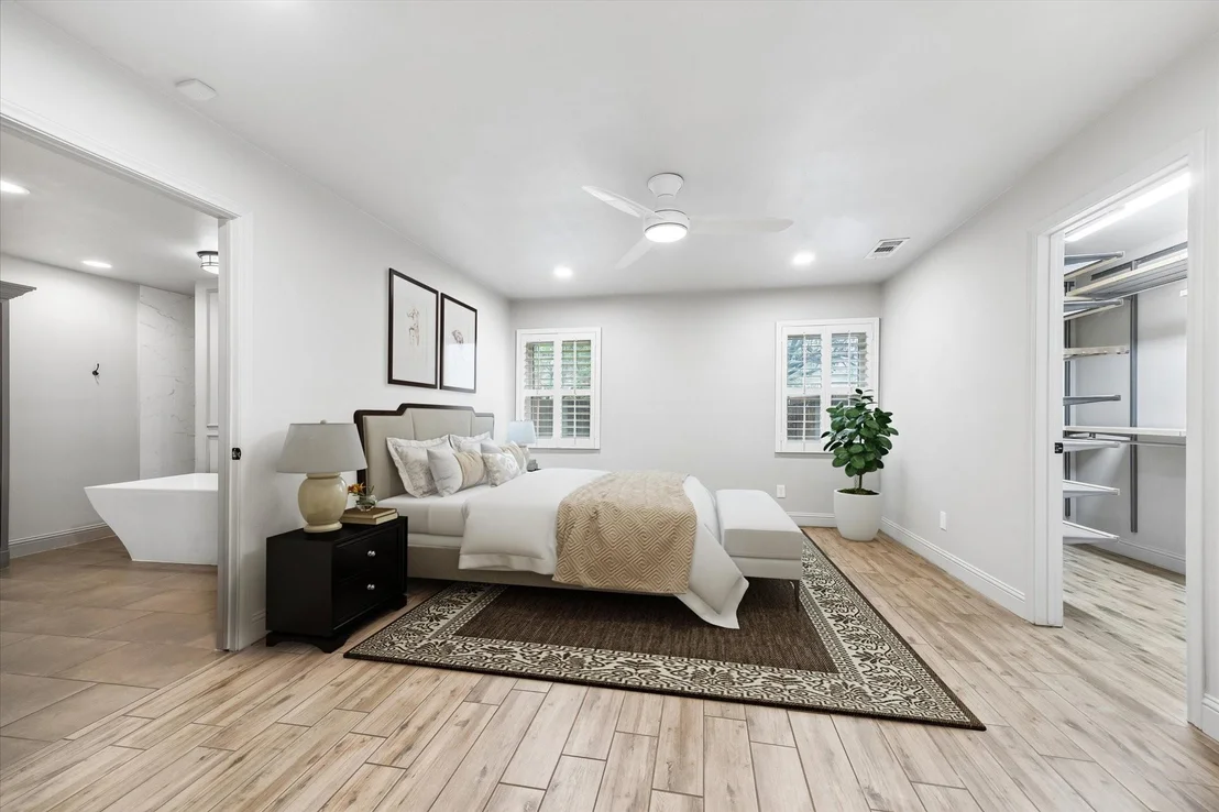 Photo of 10602 Del Monte Drive