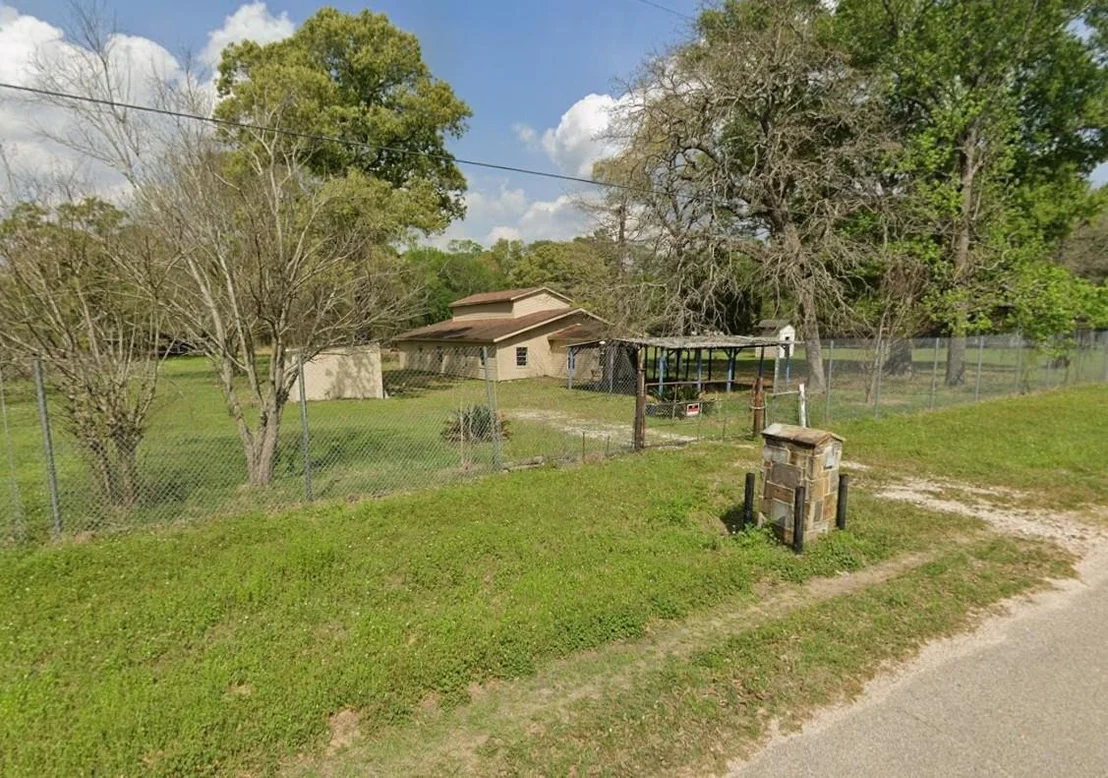 Photo of 18357 Pickering Rd