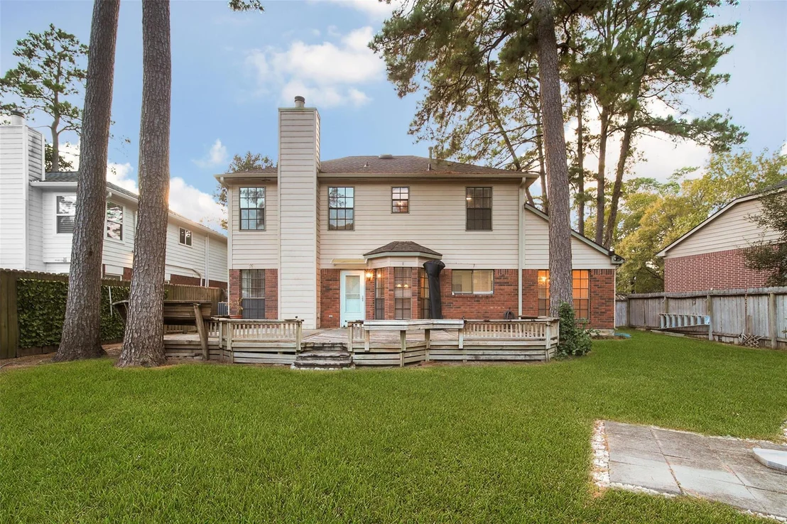 Photo of 34 Village Knoll Place