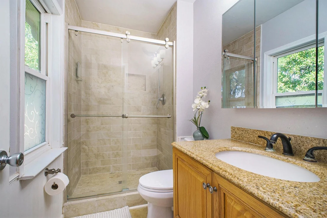 Photo of 2403 Anthony Hay Lane