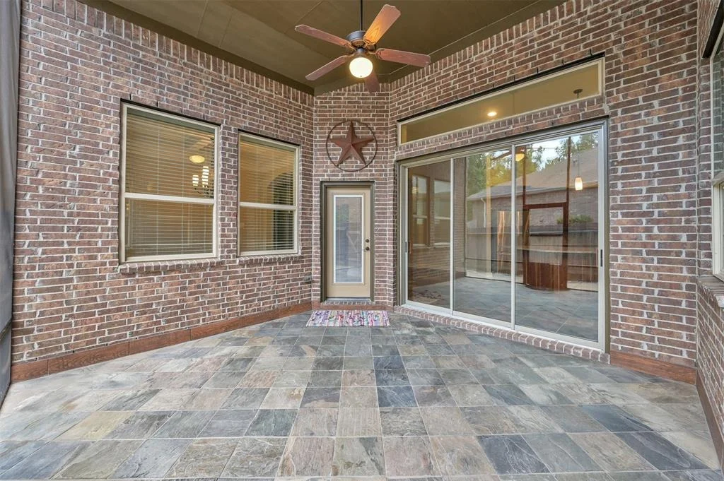 Photo of 4845 Bayou St John