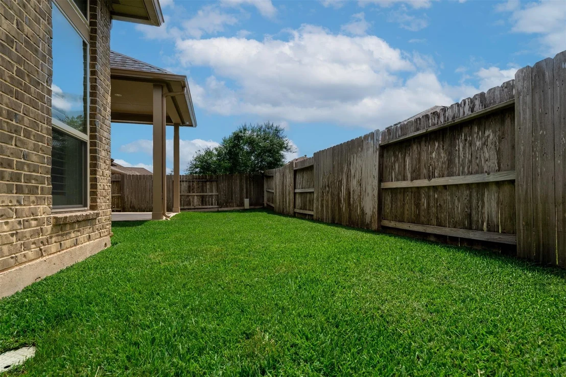 Photo of 27318 Pendleton Trace Drive