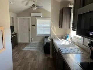 Photo of 4806 Palm