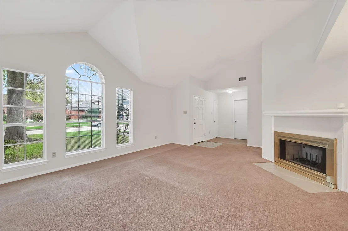Photo of 17423 Saxon Drive