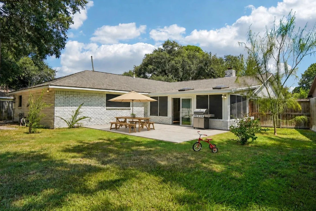 Photo of 6123 Rena Street
