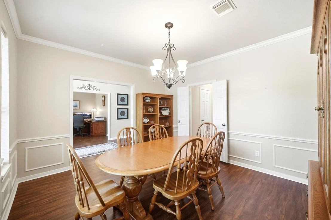 Photo of 1014 Pinewood Lane