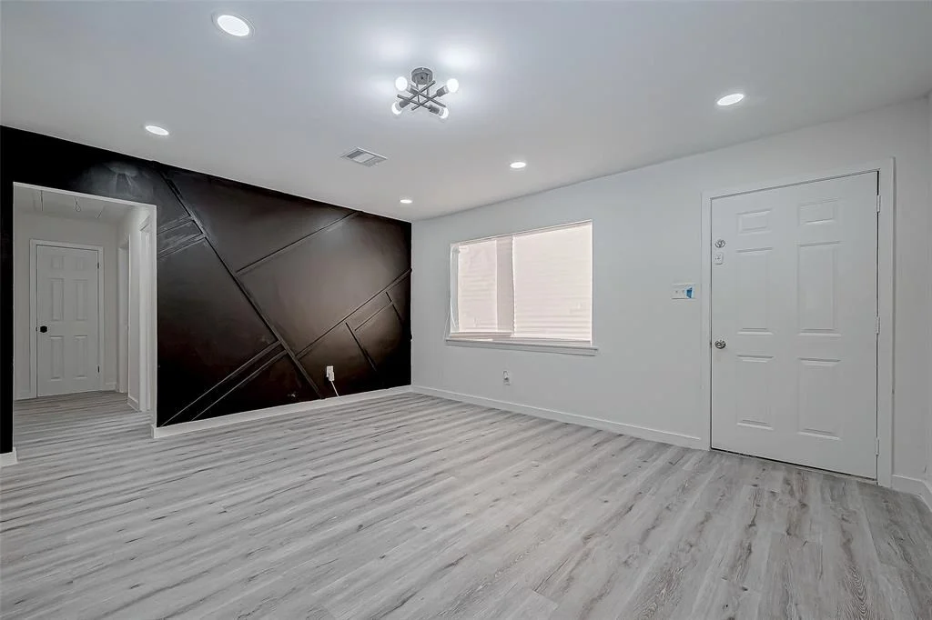 Photo of 10521 Cathedral Drive