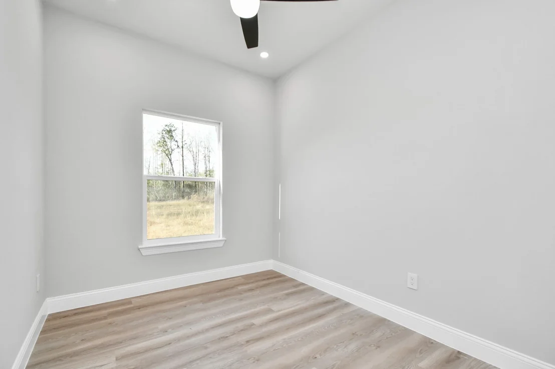 Photo of 805 Road 5203
