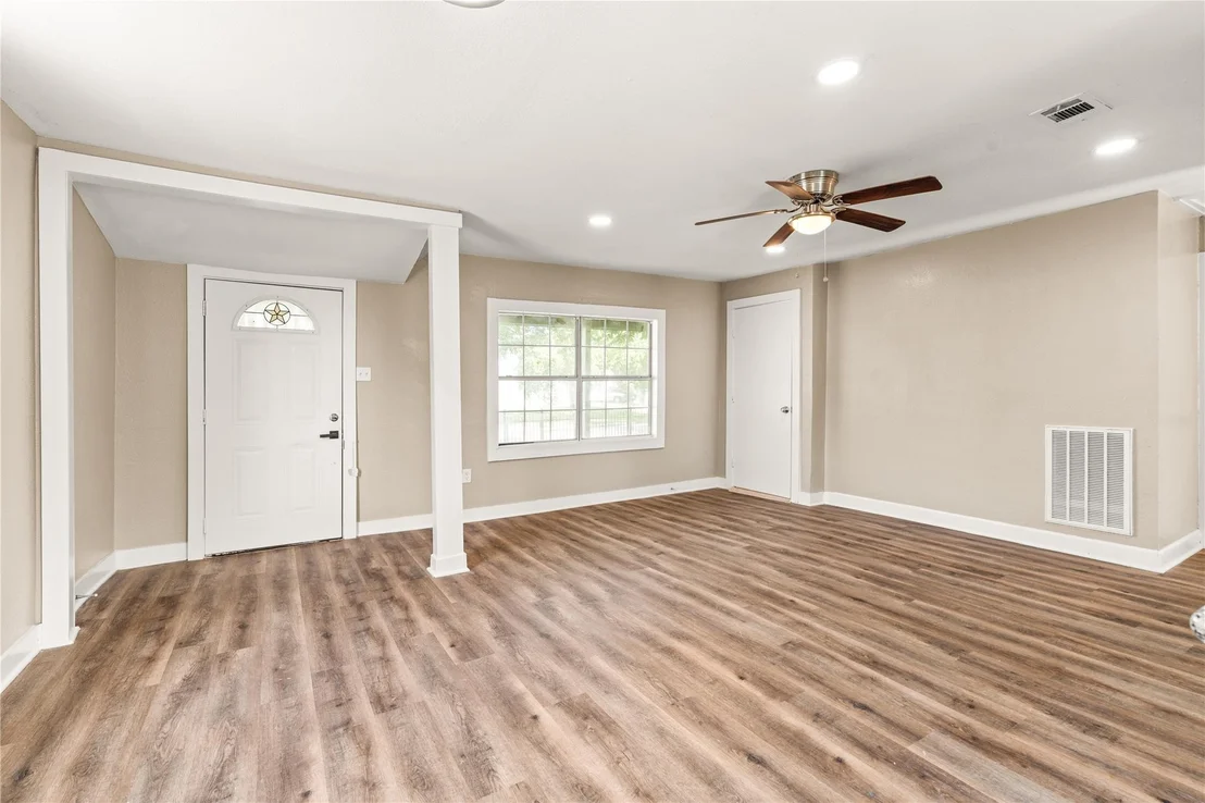 Photo of 2226 Rainbow Drive