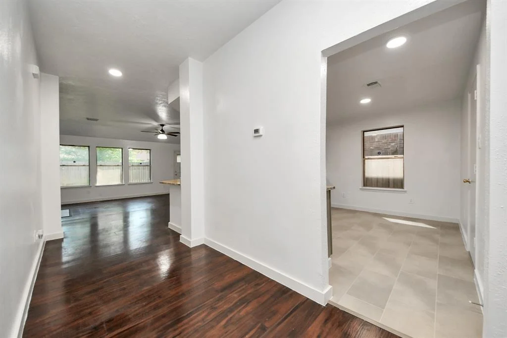 Photo of 9223 Eaglewood Glen Trail