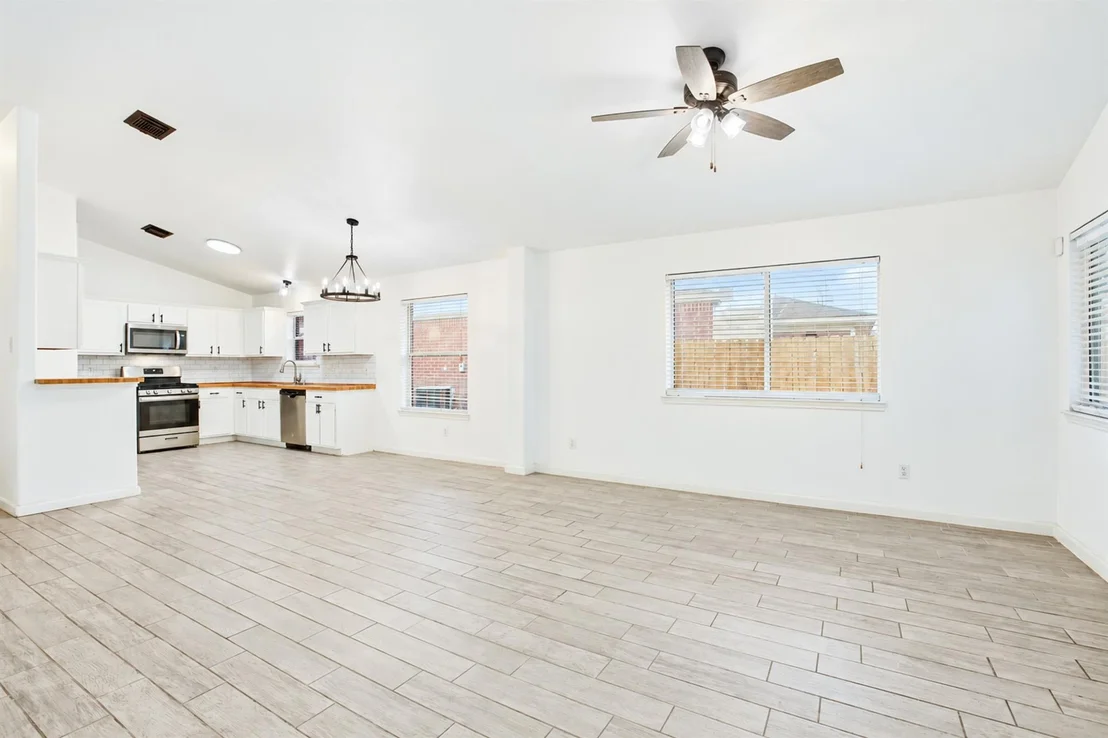 Photo of 3227 Amber Meadow Dr
