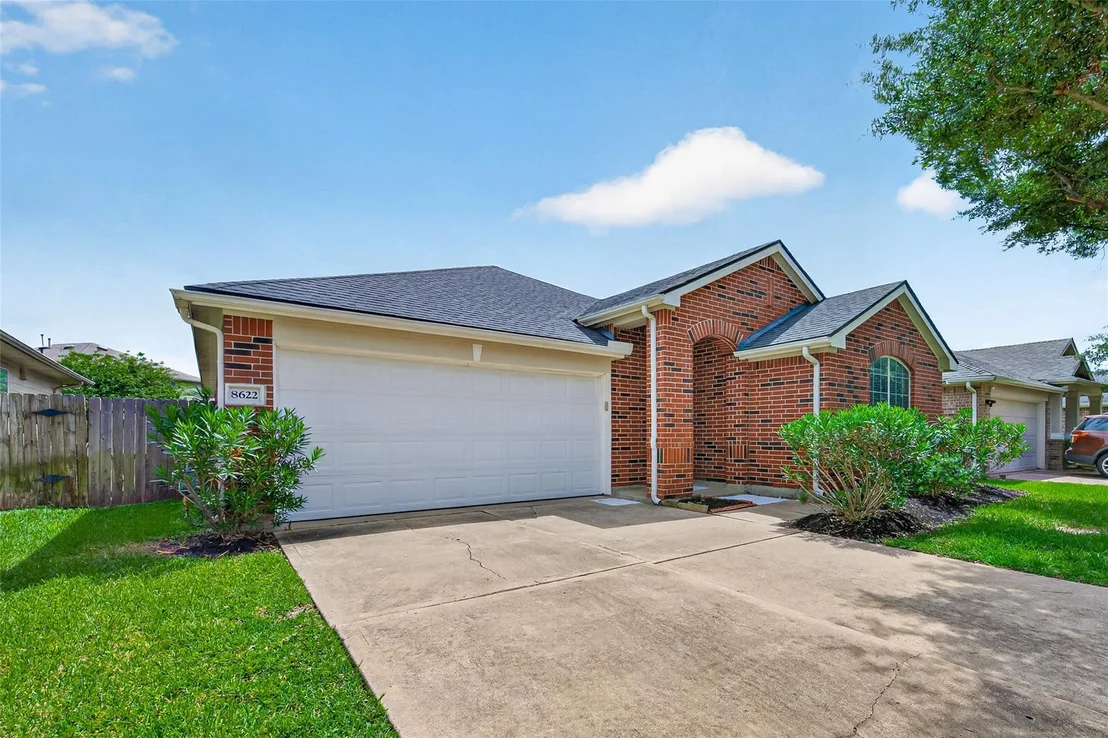 Photo of 8622 Henrico Lane
