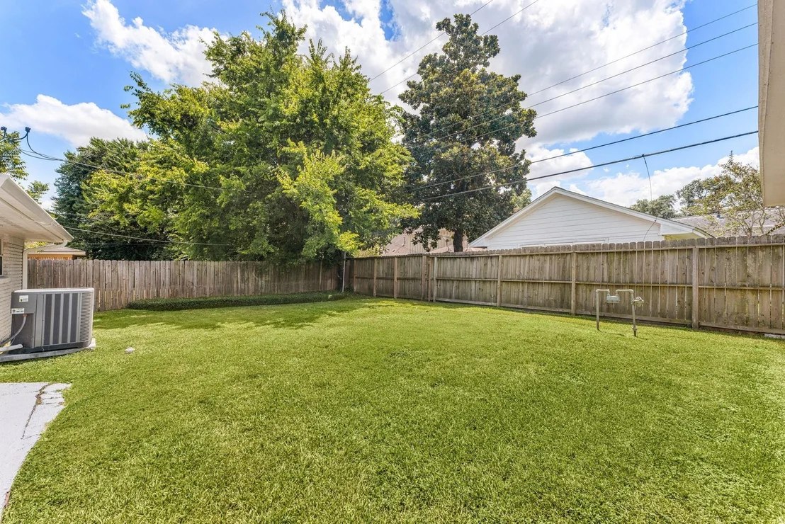 Photo of 4321 Kingfisher Drive