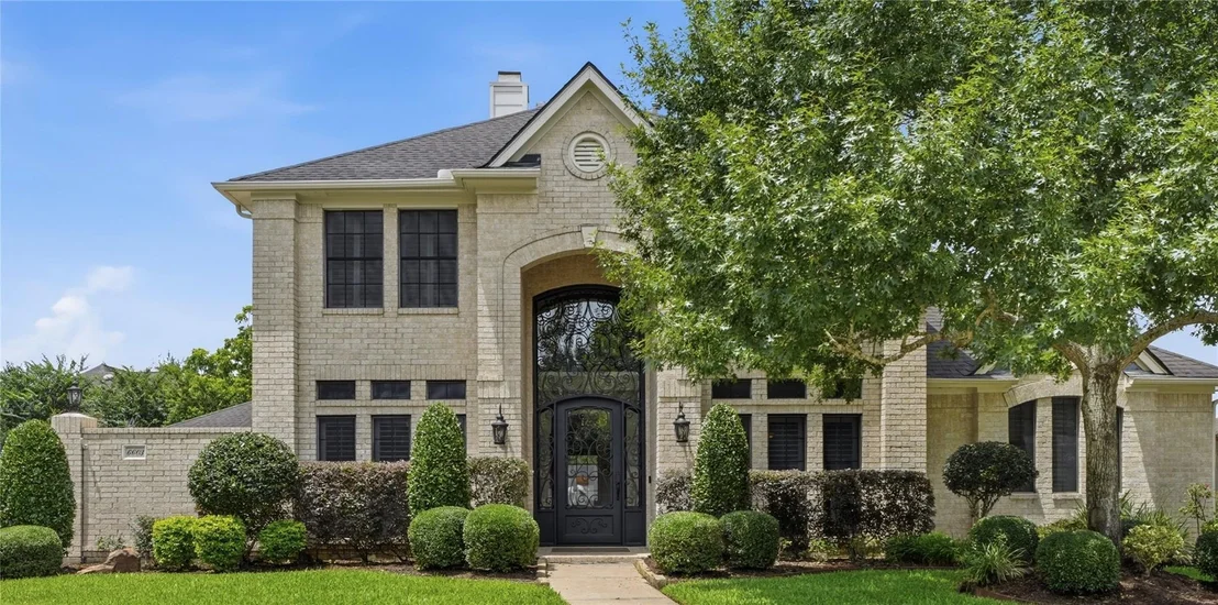 Photo of 6603 Stone Briar Drive