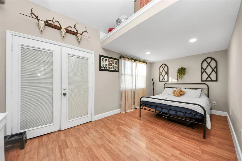Photo of 906 Misty Way Drive