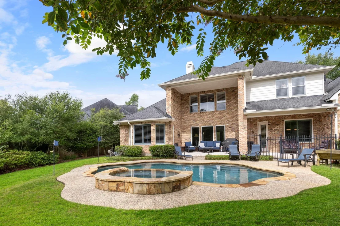 Photo of 2 Snow Pond Place