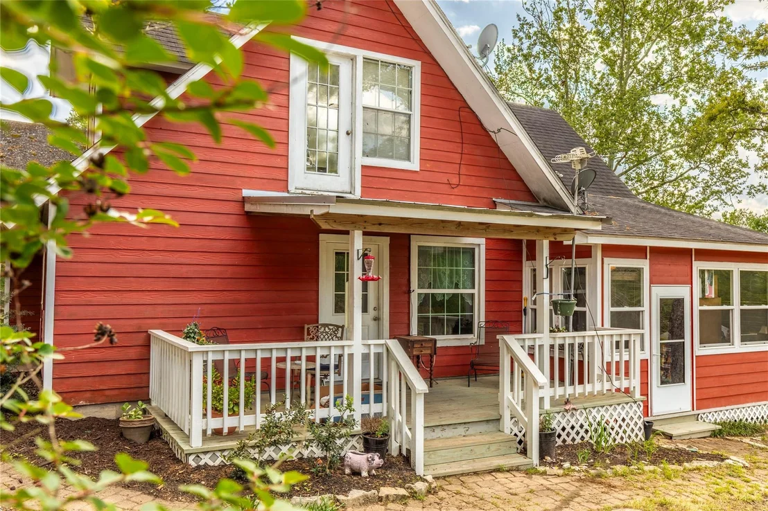 Photo of 636 Deer Run Road