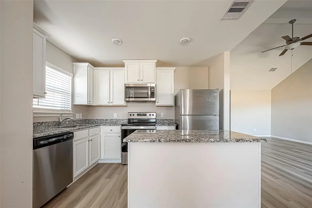 Photo of 25357 Cypress Bend Drive