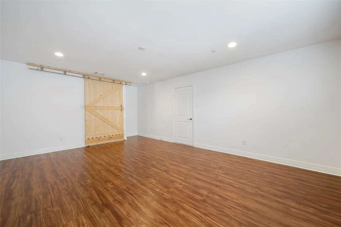 Photo of 724 Link Road