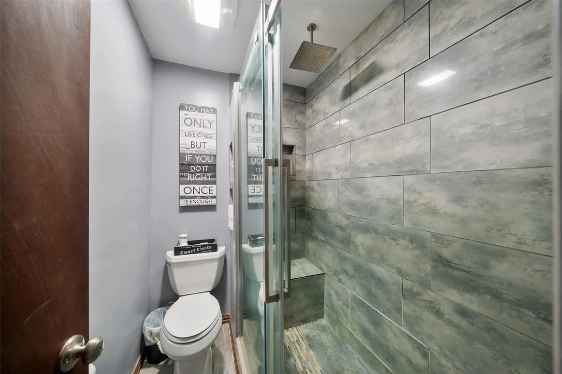 Photo of 242 Magnolia Drive
