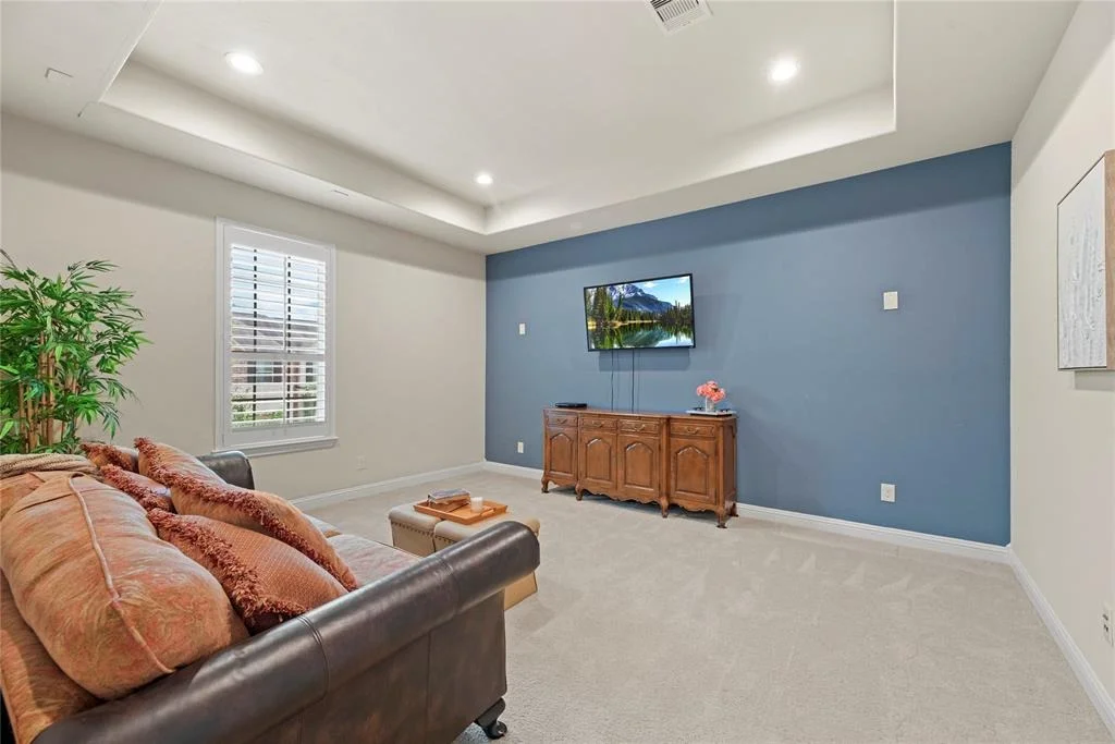 Photo of 19422 Meadow Lakes Drive