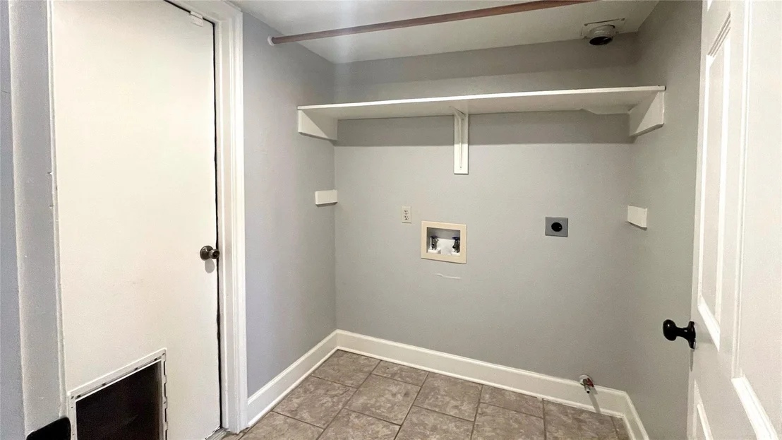 Photo of 14519 Bladenboro Drive