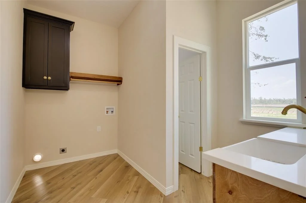 Photo of 1127 Peter Pine Street
