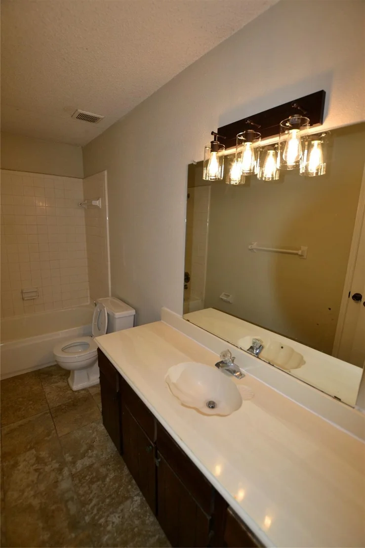 Photo of 2135 Whiteback Drive