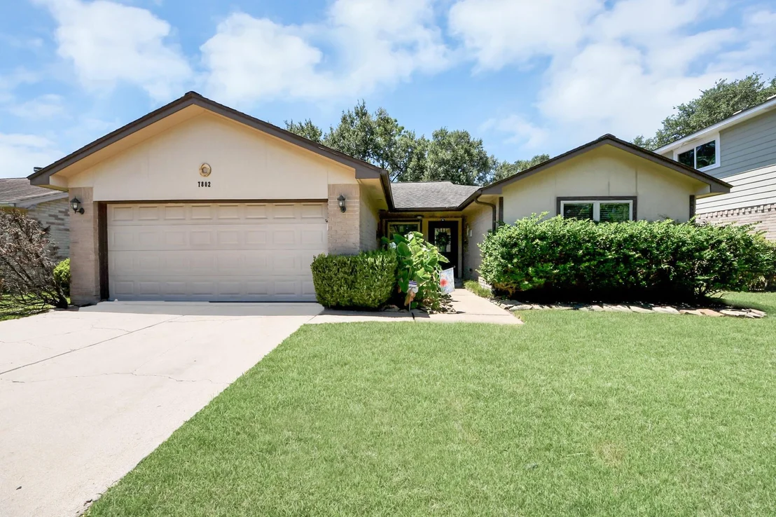Photo of 7802 Alegria Drive